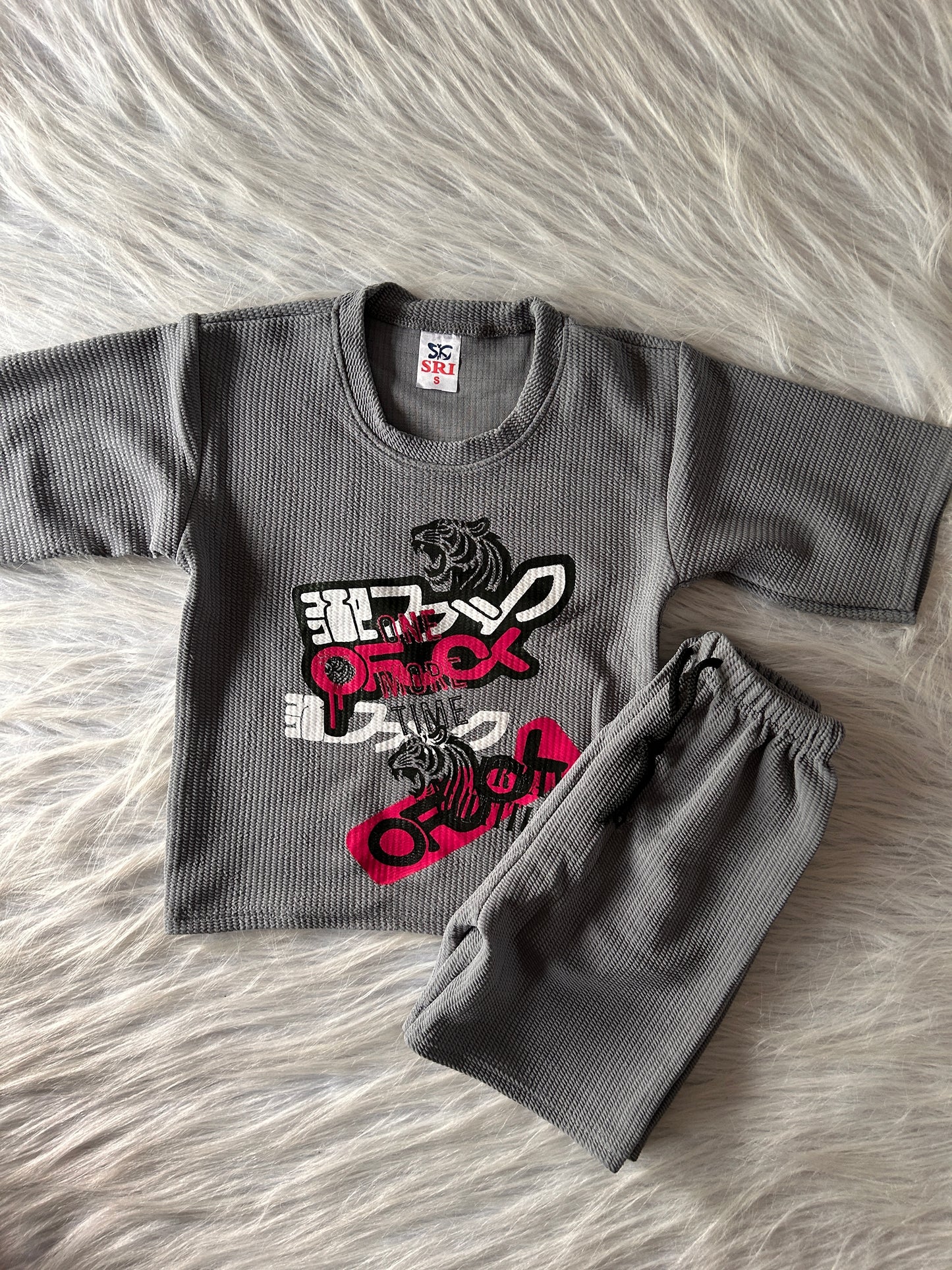 FIVE SLEEVE COORD SETS