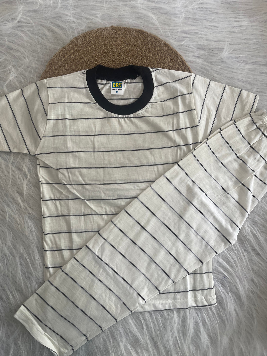 PYJAMA SETS/NIGHTSUITS 1102