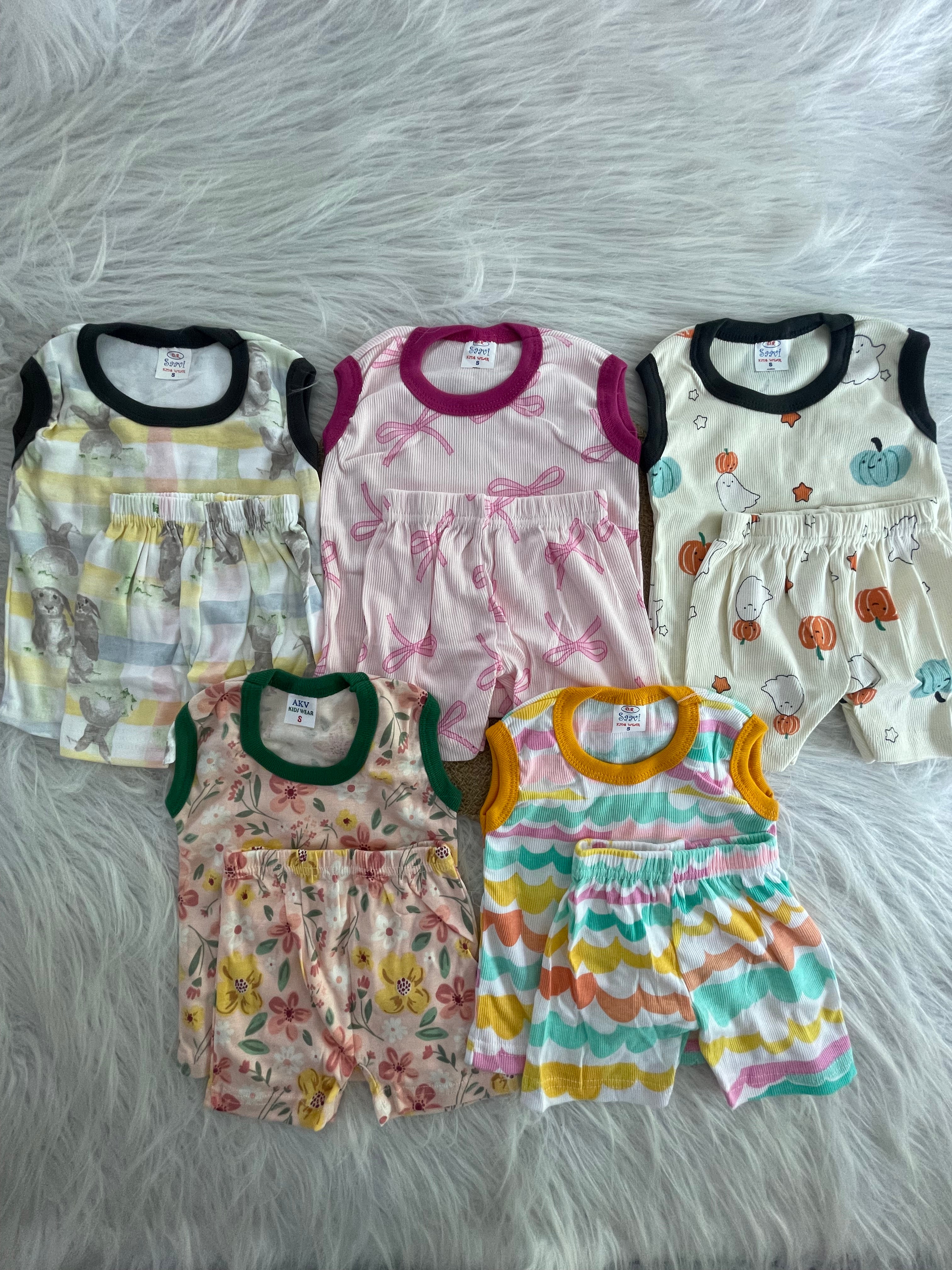 SLEEVELESS COMBO SETS 6-12 MONTHS