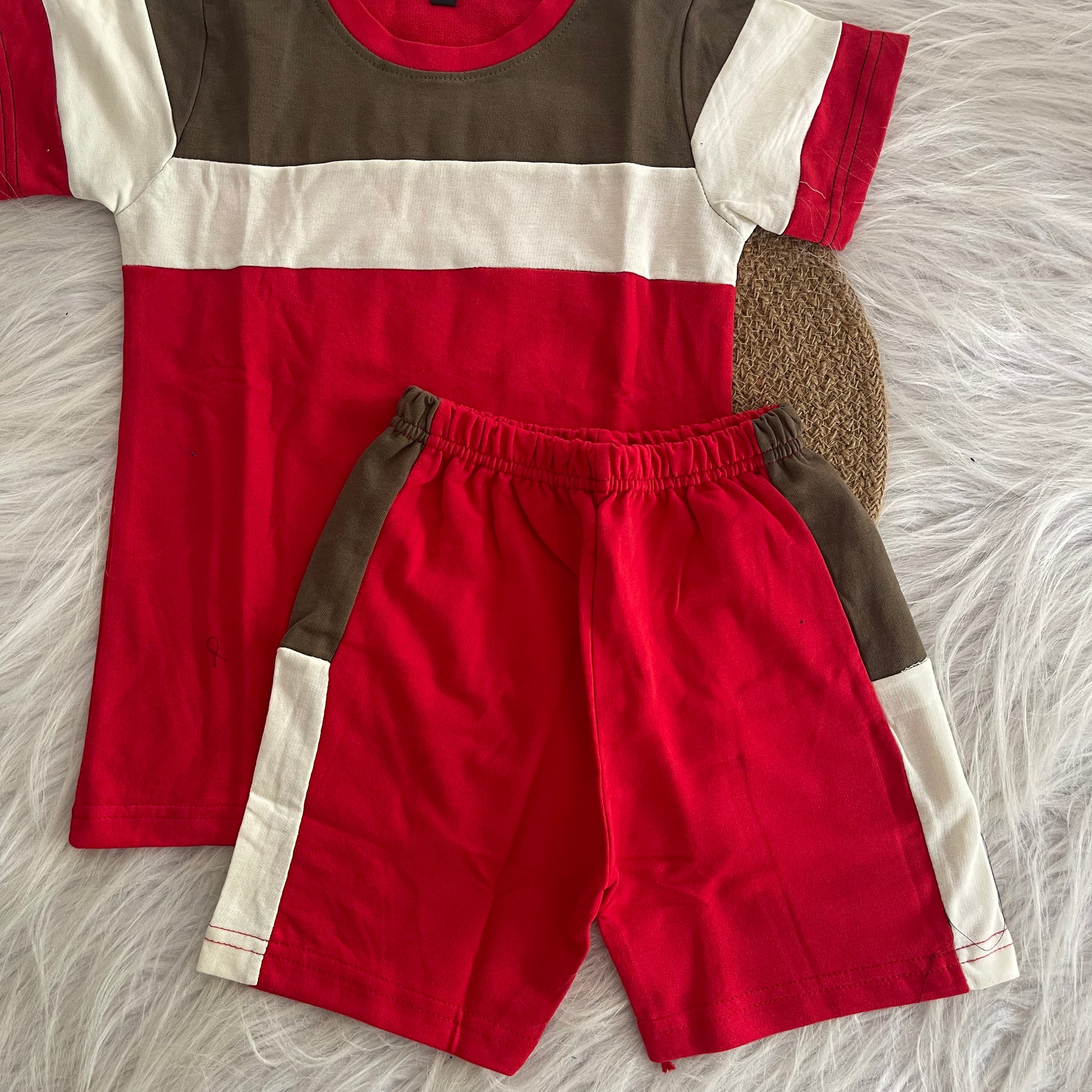 SHORTS SETS 5-6 YEARS 1172