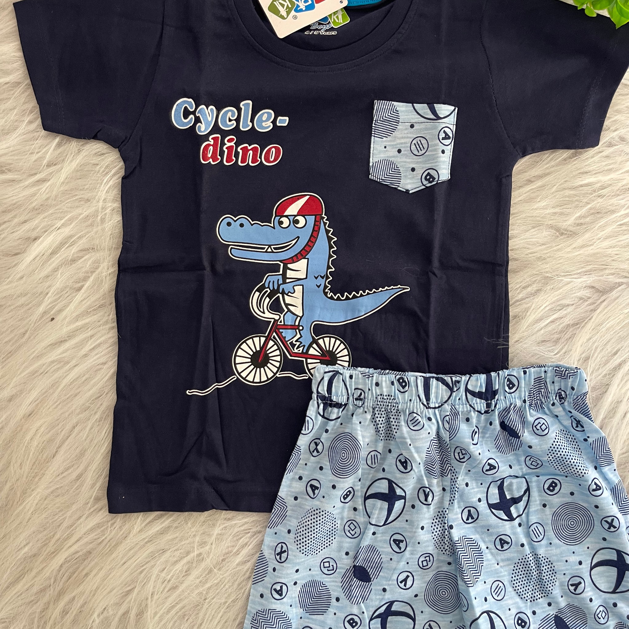 SHORTS SETS