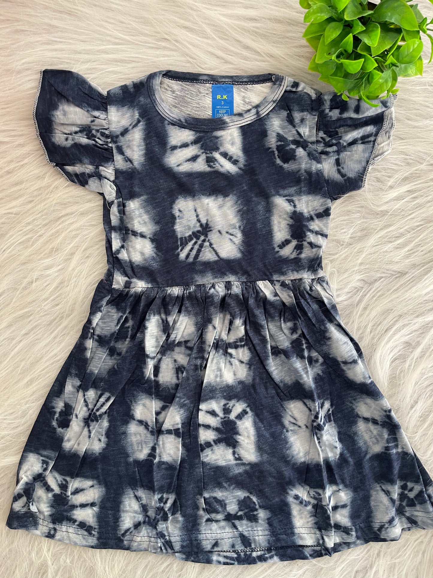RUFFLE SLEEVE FROCK 4-5 YEARS