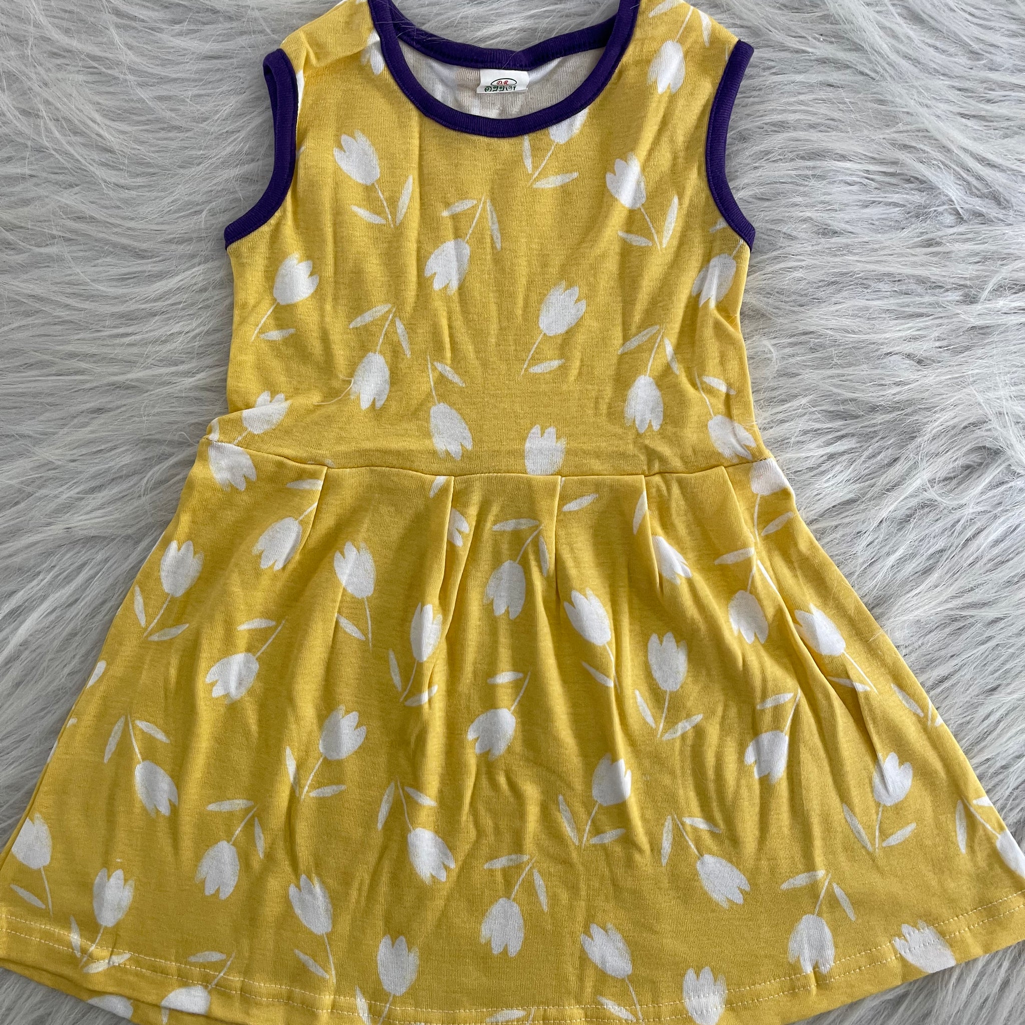 SLEEVELESS FROCKS