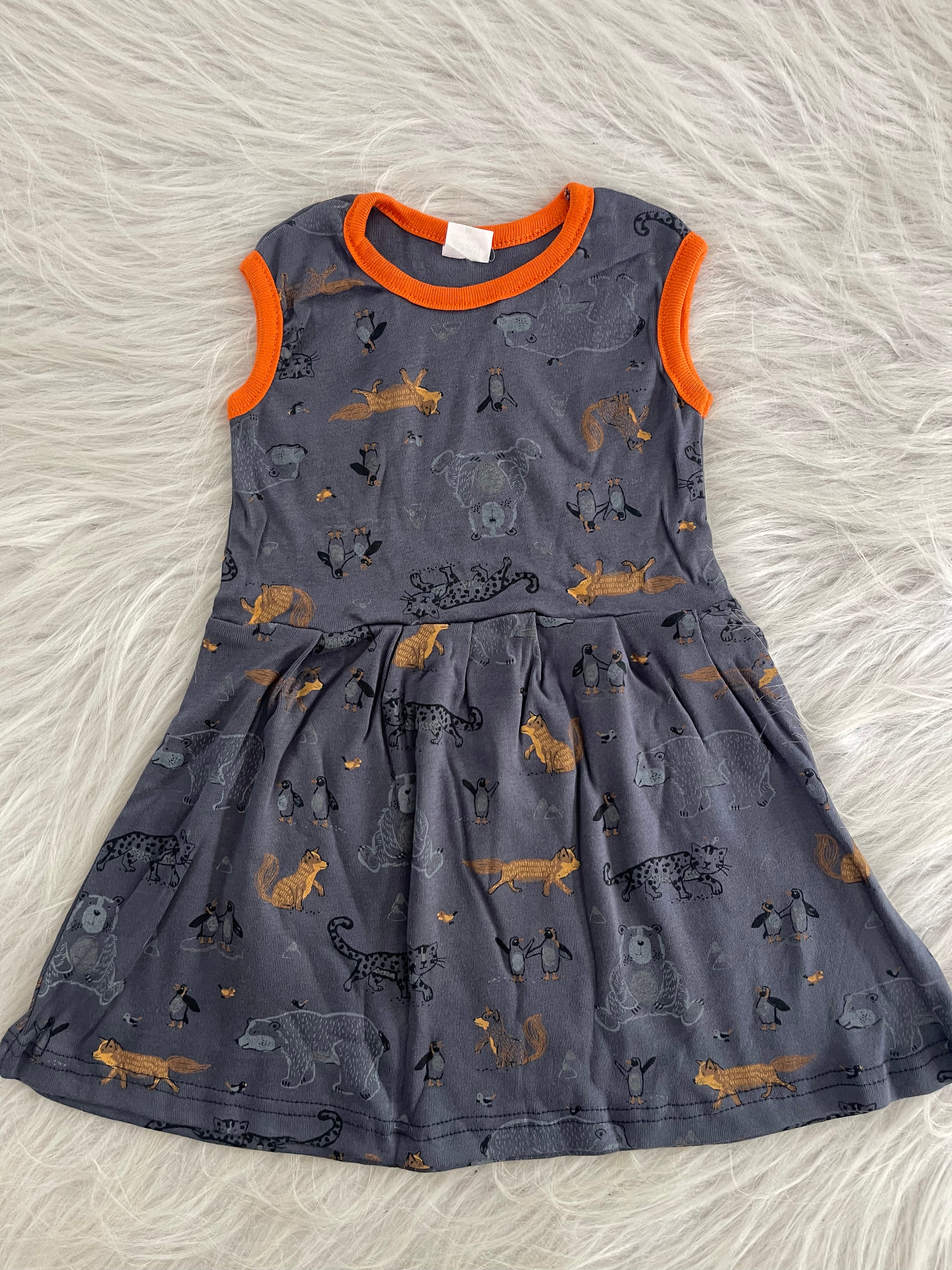 SLEEVELESS FROCKS