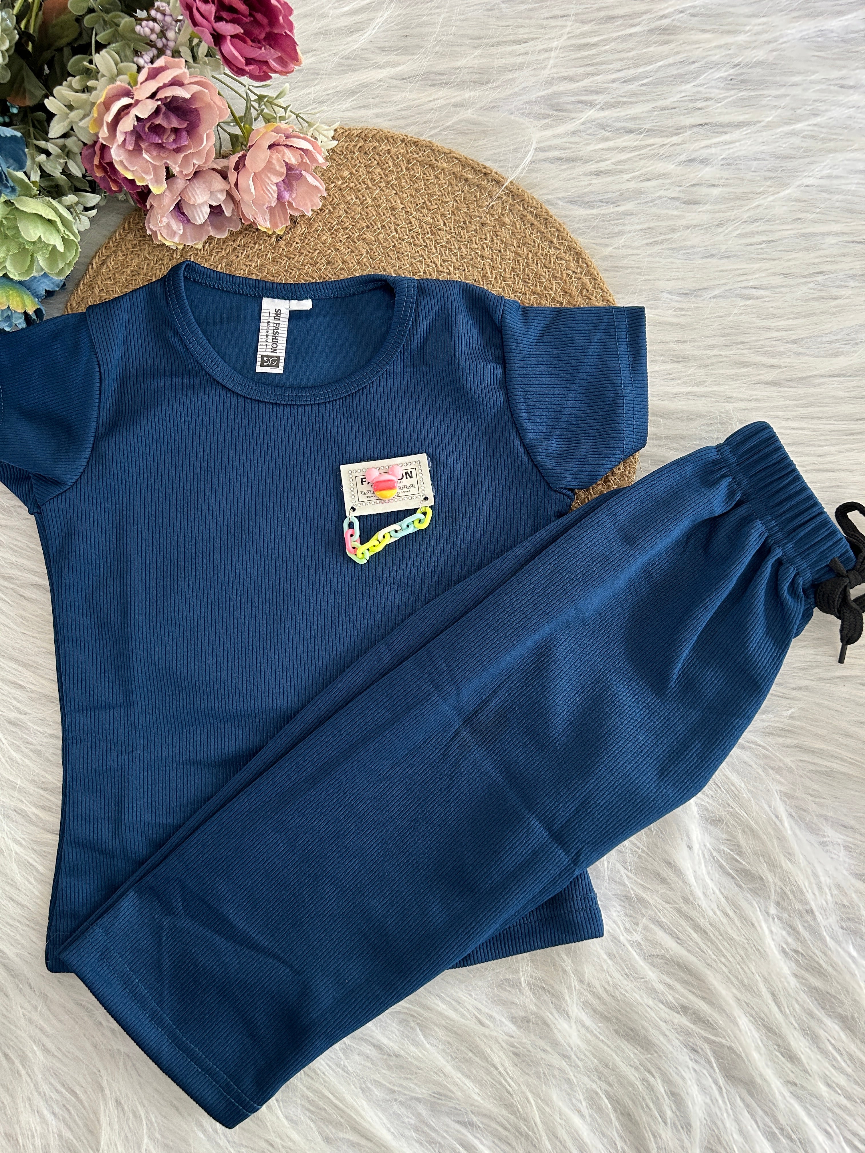 KNITTED PYJAMA SETS/ GIRLS PYJAMA SETS /NIGHT SUIT 1107