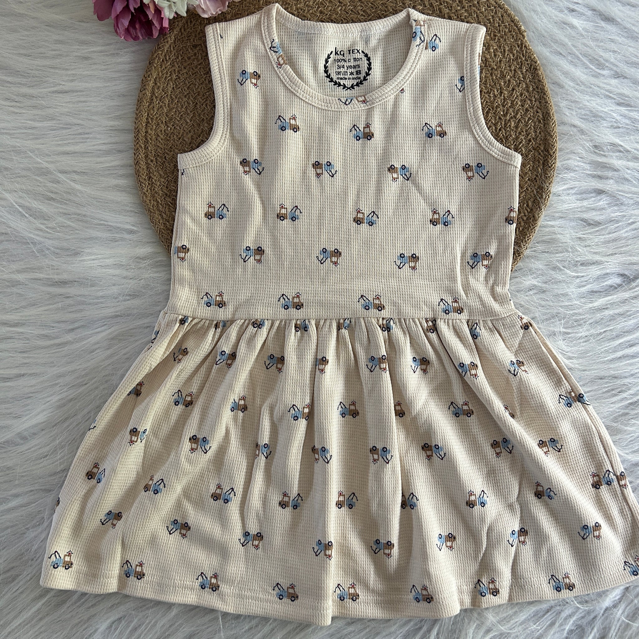 SLEEVELESS FROCKS 3-4 YEARS 1131