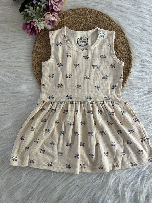 SLEEVELESS FROCKS 3-4 YEARS 1131