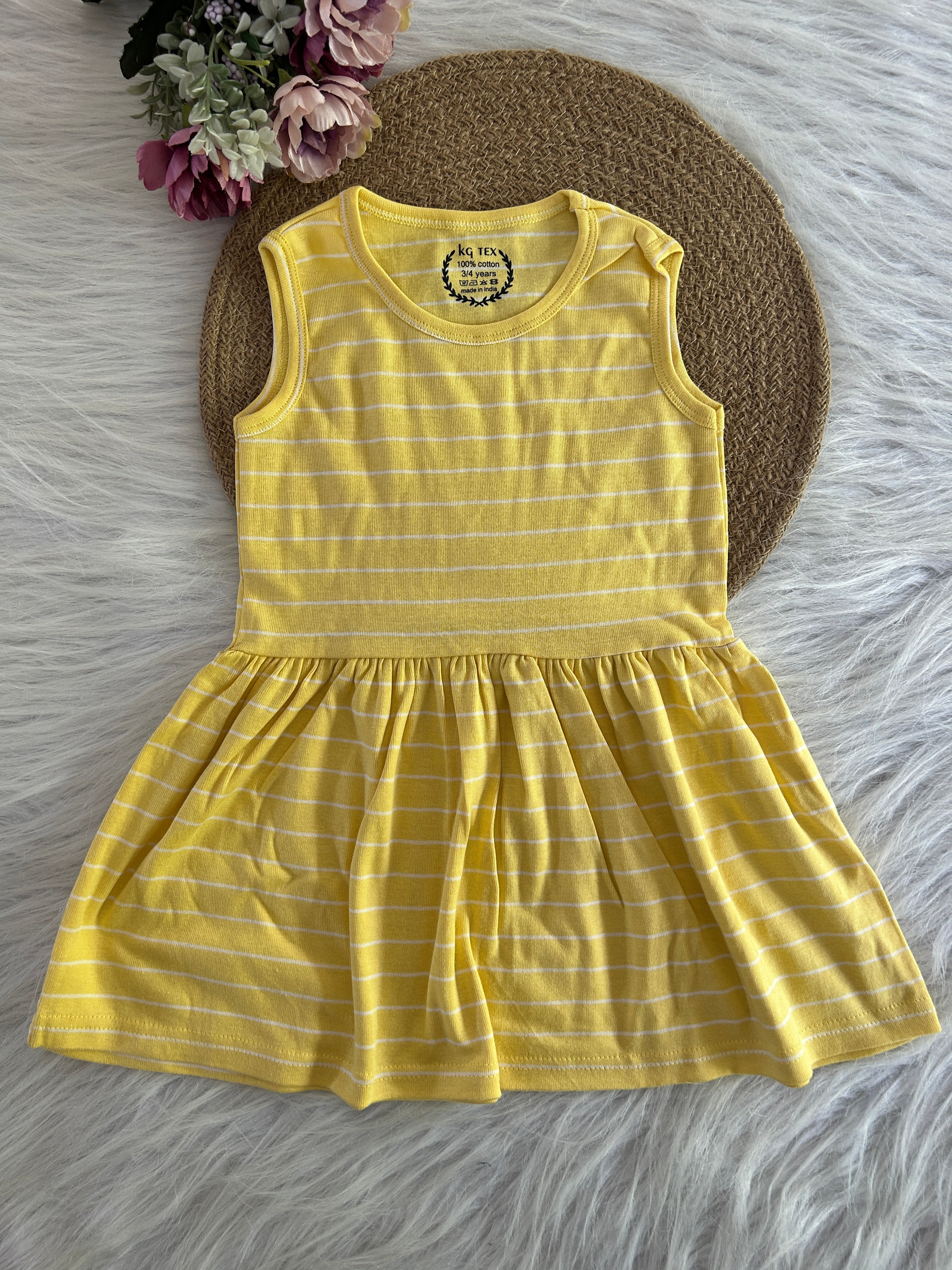 SLEEVELESS FROCKS 3-4 YEARS 1131