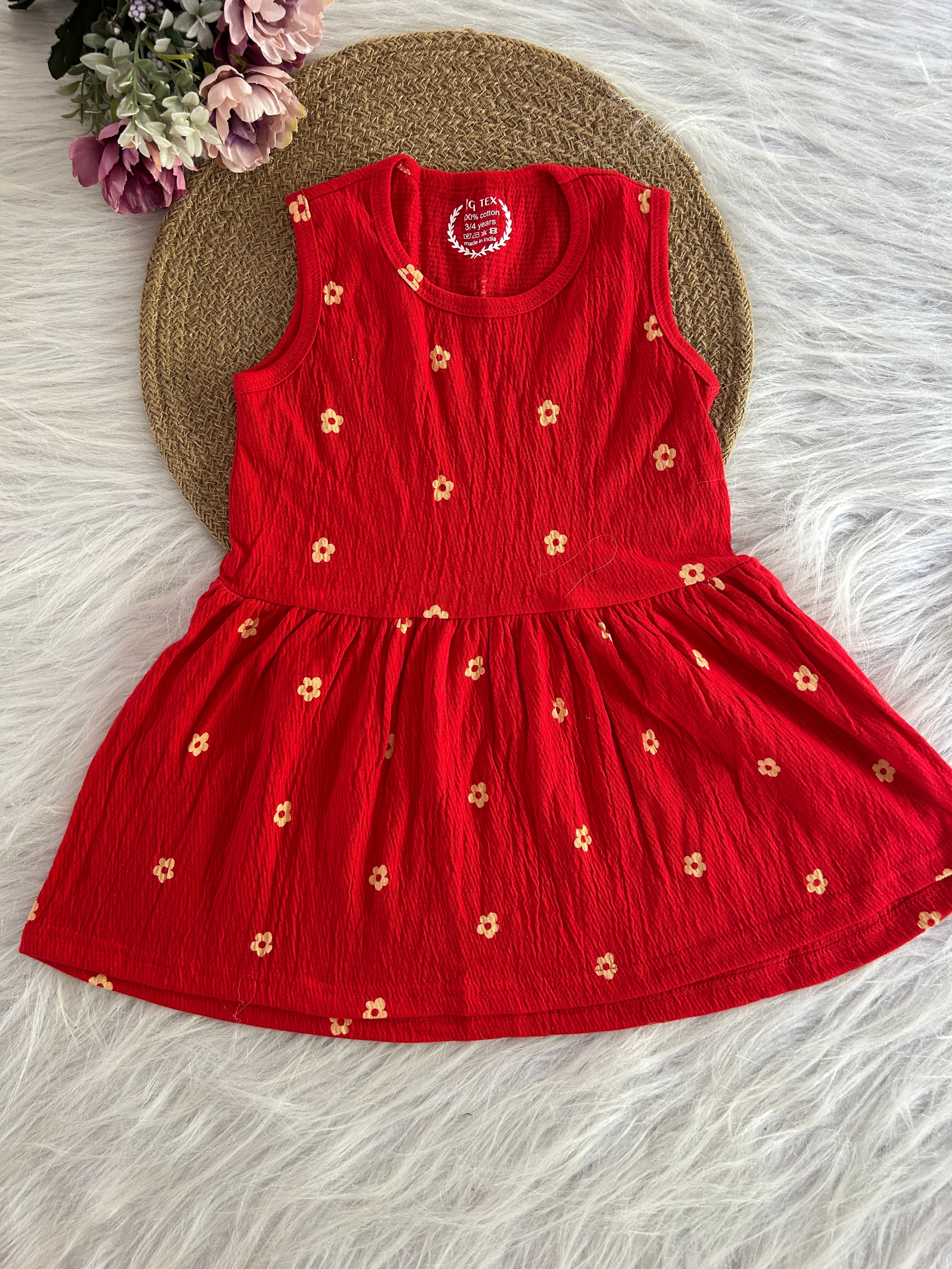 SLEEVELESS FROCKS 3-4 YEARS 1131